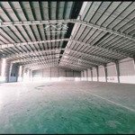 Kho xưởng hẻm bùi thị xuân 400 m2 gần nguyễn tất thành