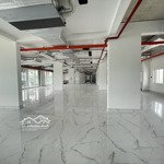 Cho thuê 1800m2 đường lớn nguyễn cơ thạch 20.000$