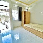 2 phòng ngủ rộng-bancol 60m2 ngay trường chinh ,cmt8, ngã tư bảy hiền