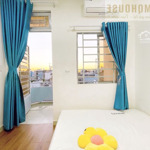 Căn hộ 1 phòng ngủsiêu đẹp + cửa sổ lớn + ngã tư hàng xanh