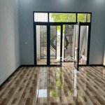 Cho thuê nhà nguyên căn 100m2 đường nguyễn duy trinh