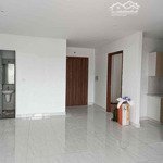Cho thuê căn góc chung cư d-vela q7 2pn 2wc nội thất cơ bản