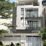 Villa thạnh mỹ lợi có thang máy 450m2gần sông sài gòn 4 phòng lớn