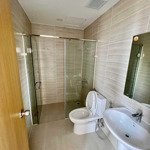 Cho thuê phòng 40m2 ở quận 6 vừa ở và làm kho.gía 8.5tr/th