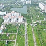 Nhỉnh 7 tỷ có căn biệt thự liền kề, 100m2, khu vực đông dân, giao thông thuận tiện.