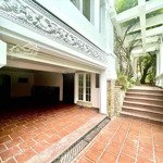 Cho thuê villa compound fideco trung tâm thảo điền 400m2 4 phòng ngủhồ boie