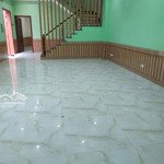 Nhà mặt tiền 90m2 sử dụng có 2 phòng