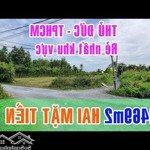 Hai mặt tiền xây biệt thự vườn