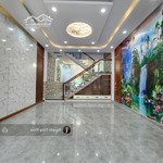 Bán nhà lầu ngang 5x20m, sân ô tô, đường rộng 15m, gần chợ vị hảo p.thái hòa, tân uyên