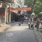 Ngay chợ yên viên: nhà 4t - lô góc - ô tô tránh - kd - ngõ nông - ngõ thông - 68m2