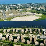 Bán cặp sát bãi tắm biển, đường 29m, view trực diện sông, giá sụp hầm