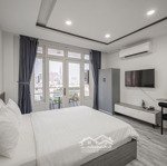 Siêu phẩm 1 phòng ngủ50m2 full nội thất gần ngã tư hàng xanh trung tâm quận 1