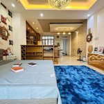 Cho thuê penthhouse 80m2_giá tốt_cv hoàng văn thụ