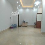 Chính chủ cho thuê mặt bằng 100m2 mặt tiền 9m mặt đường võng thị giá chỉ 8 triệu. cần cho thuê gấp