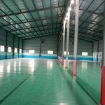 Cho thuê kho xưởng 2100m2. giá bán 110 triệu/tháng. tại phường thuận giao tp thuận an, bd. liên hệ: 0934.794.122