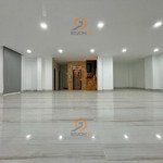 Cho thuê toà nhà văn phòng tthc quận 2: 10m x 21.5m. hầm, 7 lầu, thang máy, pccc. 1200m2 sàn