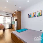 Studio full đồ cao cấp, ban công, đầy đủ máy giặt riêng, 200m hồ tây