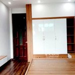 Bán nhà 50m2 3 tầng dân xây 2 thoáng ngay thị trấn văn điển 3,99 tỷ