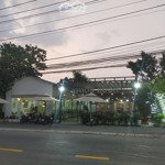 Chuyển nhượng quán cafe, diện tích: 600m2, giá tốt