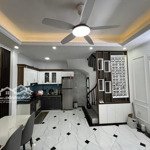 Cô lan bán nhà xuân phương gấp, thoáng sáng rực rỡ, nội thất vip, 32m2 x 5 tầnggiá bán 3tỷ.