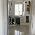 Tôi cần cho thuê căn hộ 93m2 giá bán 7 triệu. căn hộ đẹp có nội thất