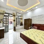 Studio ban công cửa sổ full nội thất gần đhgt vận tải