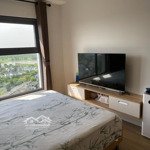 Cho thuê căn hộ 3 phòng ngủ- chung cư west bay ecopark - view hồ thiên nga - giá 13 triệu/tháng