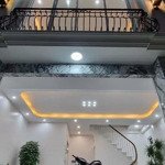 Cho thuê nhanh nhà mới tinh tại phố nguyễn chí thanh,diện tích70m2 x 7t, có thang máy.giá thuê 40 triệu/th