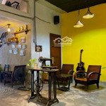 Nhà có việc cần sang lại toàn bộ quán cafe tại 169 nguyễn tri phương, phong cách đậm chất cafe