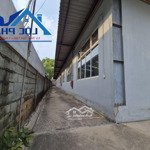 Cho thuê nhà xưởng 5200m2 biên hòa chỉ 160 triệu liên hệ: 0933.725.660