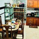 Bán nhà riêng trần quang diệu, q.3 1tỷ530 52m2 4 phòng ngủshr