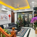 Nhà đà nẵng - lê thánh tông, 70m2, 4 tầng, 4 ngủ full nội thất xịn xò, 15 triệu - 0912473845