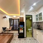 Tin thật, cực hiếm. bán ccmn 70m2 x 7 tầng giá chỉ 11tỷ tại nguyễn khang 18 phòng doanh thu 85tr/th