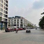 Bán gấp 90m2 shophouse hải phát, trâu quỳ, view hồ điều hoà quận