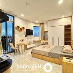 Studio cửa sổ trời , view siêu đẹp , gần cầu nguyễn tri phương quận 5