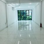 Cho thuê văn phòng tại mỗ lao, sàn 80 m2, thiết kế sàn thông đẹp