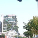 Tòa nhà 8 tầng: nguyễn văn linh ( dtsd 900m² )