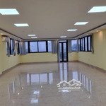 Cho thuê nhà mặt phố đường khương trung. dt: 100m2x4t, mt: 8m