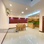 Cho thuê nhà 100m2, xây 5 tầng 5 phòng khép kín, phố tây hồ, quảng an, tây hồ, hà nội. giá 31 tr/th