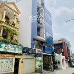 Tòa nhà góc 2mt nguyễn văn thủ q1 dt: 8.5x18m. h 7t giá thuê 365tr/th