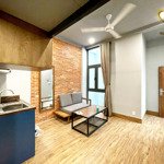 Cho thuê studio 40m2 cửa sổ thoáng ngay phan đăng lưu, bình thạnh. cửa vân tay, an ninh tốt