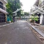 Bán đất hồng tiến, quận long biên 143m2, 18 tỷ, ô tô vào, 15m ra phố, thang máy, 0816.664.860