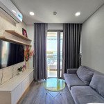 Cho thuê căn hộ 2 pn docklands 99m2 tầng cao giá bán 13 triệu/ tháng, liên hệ 0374172222 coi nhà