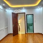 Bán nhà bằng liệt, hoàng mai 32m2 x 5 tầng, sát ô tô. giá chào nhỉnh 3 tỷ