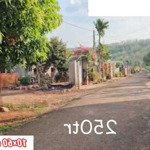 10x60x400tc đất 2 mặt đường khu dân cư 250tr