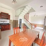 Nhà đẹp full nội thất đẹp 2 tầng mặt hoà xuân