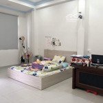 Bán nhà, cạnh sunrise city, ngang 6m, 2 tầng đúc, sát hxh, 5.1 tỷ