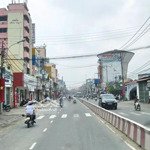 Cho thuê nhà mặt tiền lê văn linh quận 4. vị trí khu thương mại dịch vụ, vỉa hè rộng.