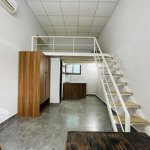 Duplex siêu rộng, ở gia đình, nhóm bạn, gần vòng xoay dân chủ, quận 3