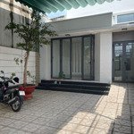 Bán nhà c4 (186m2 shr thổ cư 100%) sân 3 xe ô tô